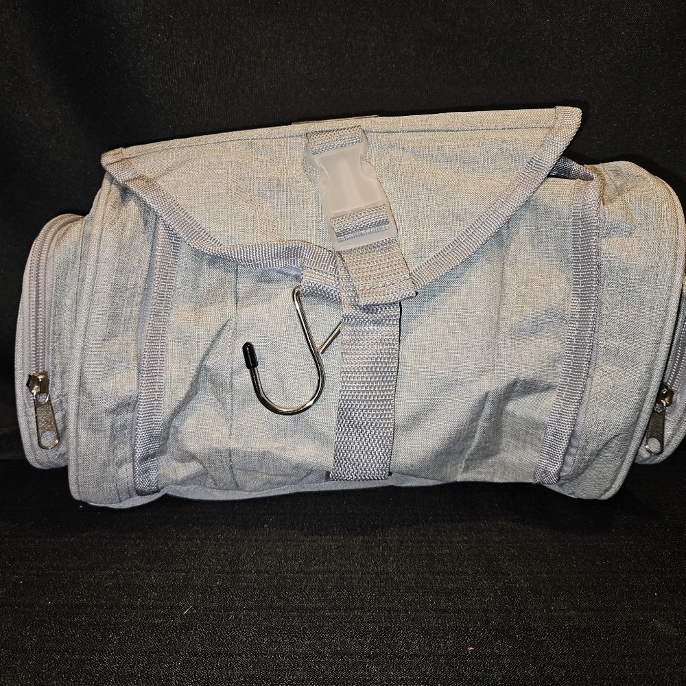 Bella Russo Toiletry Bag Gray Hanging Travel Organizer NWT